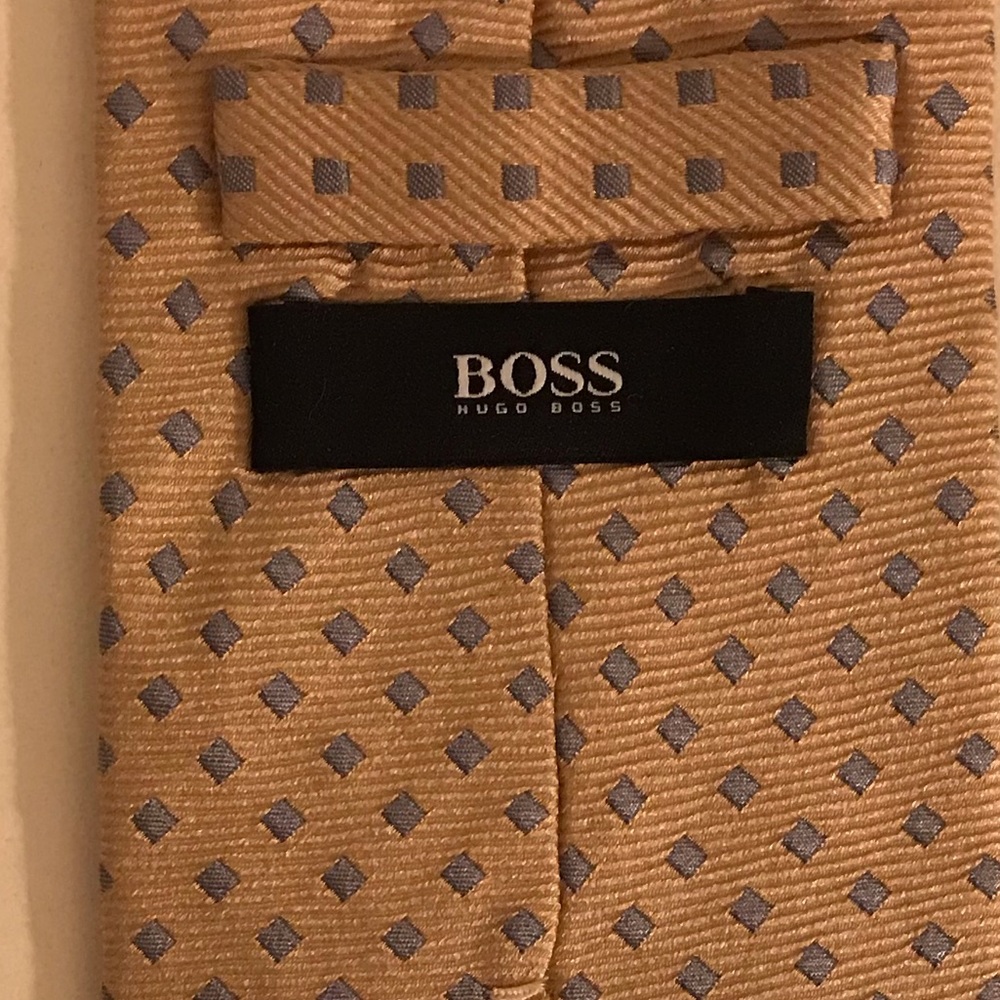 Boss tie - Picture 2 of 3